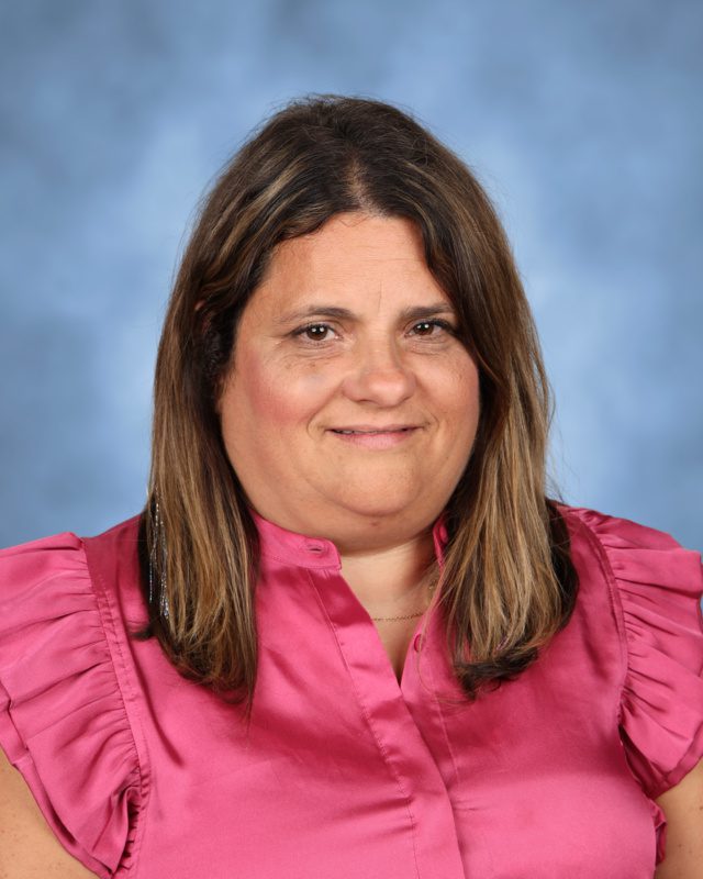 Mrs. Cusenza: Fifth Grade Teacher